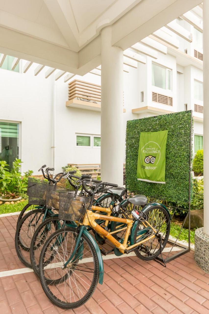 Microtel By Wyndham South Forbes Near Nuvali Santa Rosa  Exterior foto